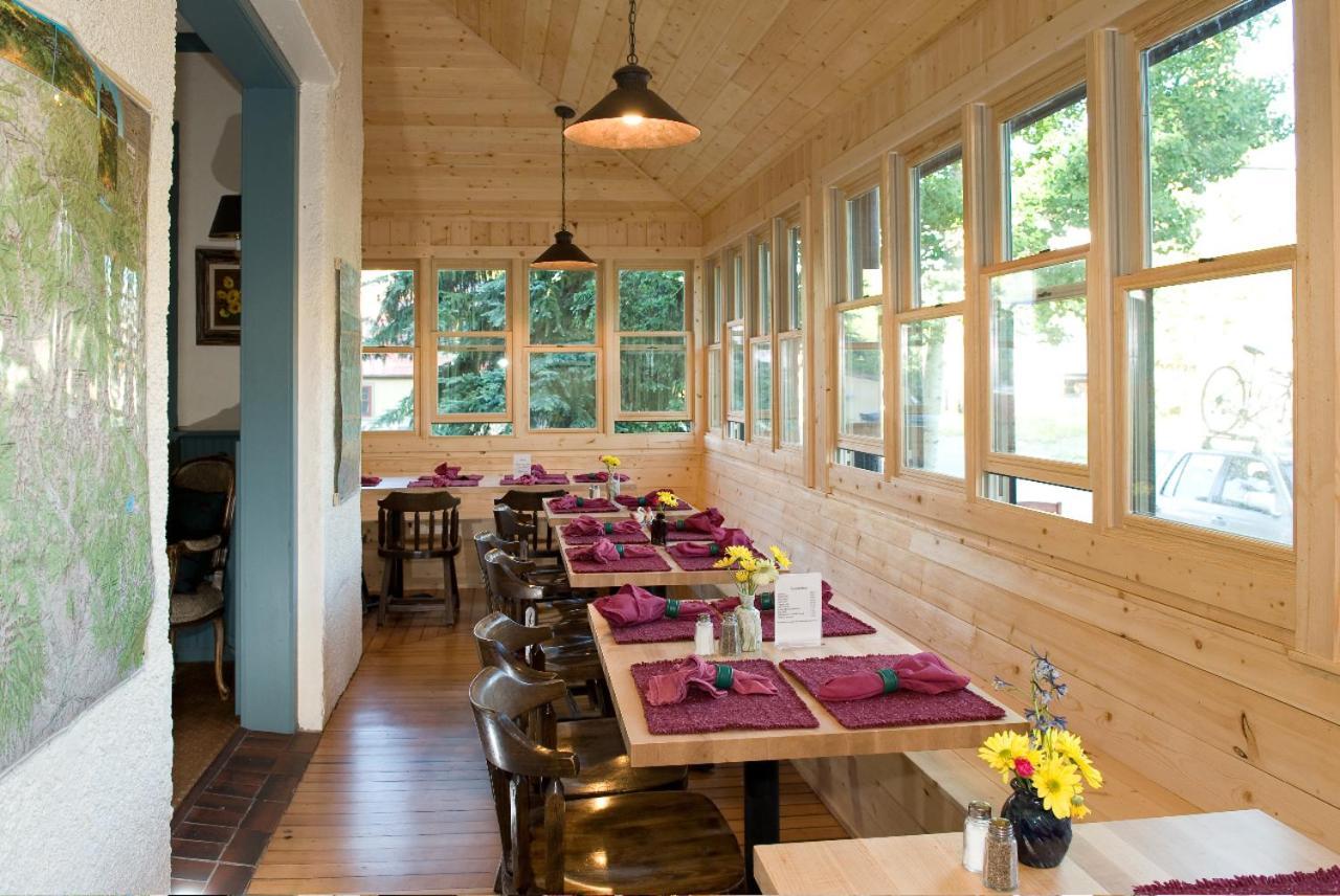Elk Mountain Lodge Крестед-Бьютт Экстерьер фото